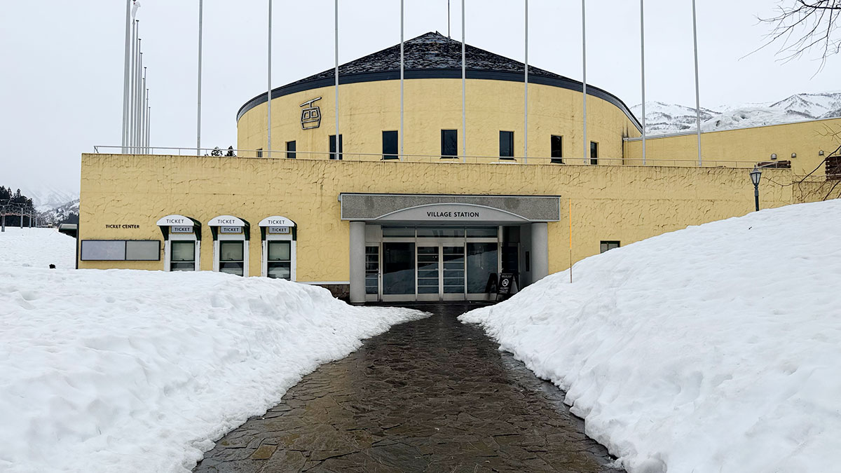 【2026 新潟滑雪】新井樂天度假村 Lotte Arai Resort 全攻略：滑雪、五星級住宿、交通美食，就找美黛子遊日本